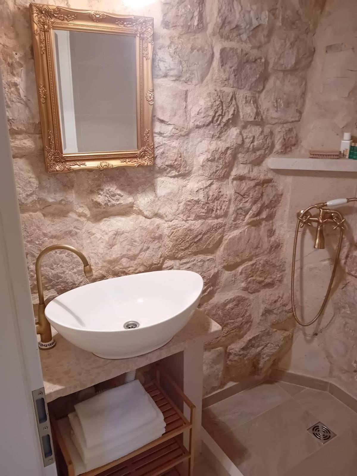 Holiday Home Mimara Korusce Экстерьер фото